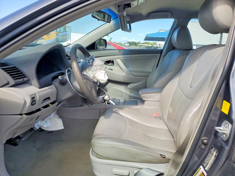 Photo 7 from auction – 2011 TOYOTA CAMRY with VIN 4T1BF3EK2BU704095