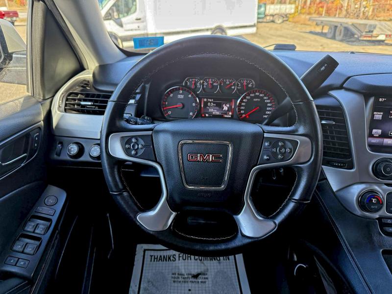 Photo 8 from auction – 2005 GMC YUKON DENA with VIN 1GKEK63U05J174397