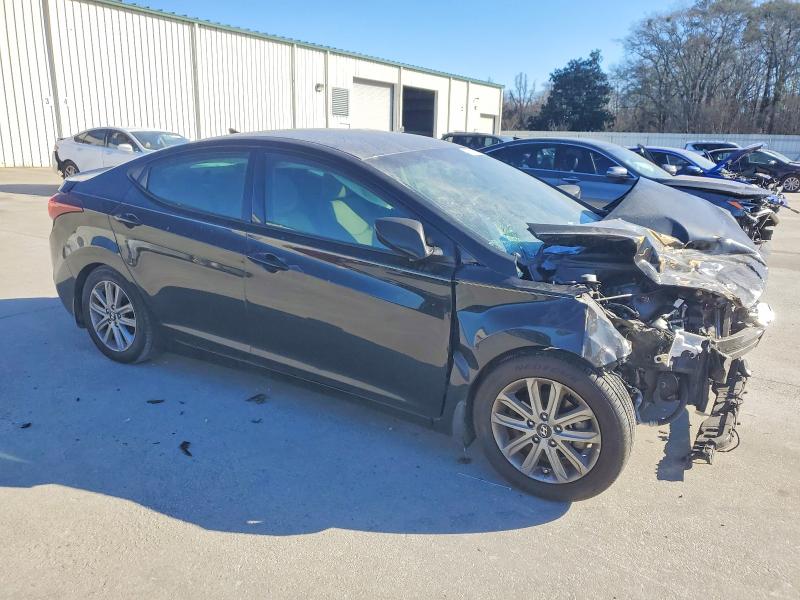 Photo 4 from auction – 2015 HYUNDAI ELANTRA SE with VIN 5NPDH4AE8FH630162