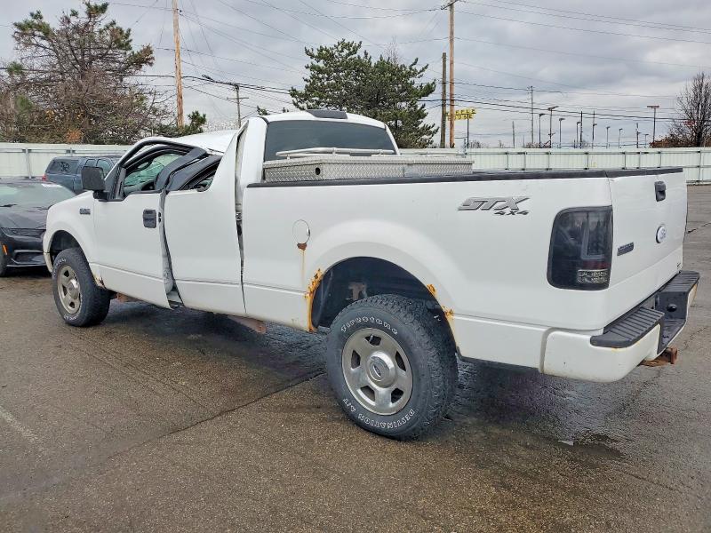 Photo 2 from auction – 2005 FORD F150 with VIN 1FTRX14W05NA73810