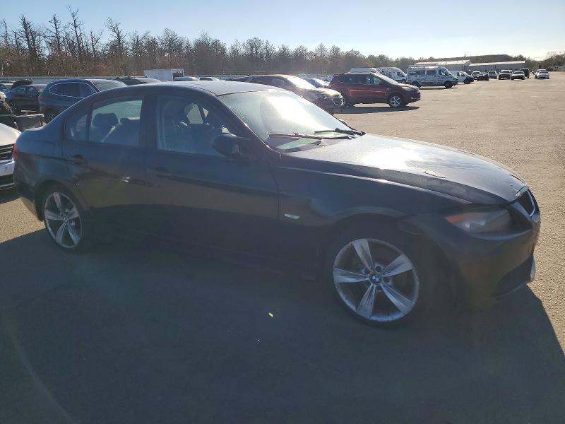 Photo 4 from auction – 2007 BMW 328 XI with VIN WBAVC93517KX60989