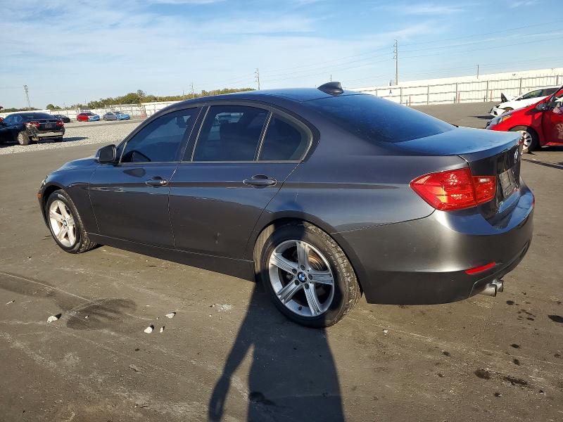 Photo 2 from auction – 2013 BMW 328 I with VIN WBA3A5C54DF354232