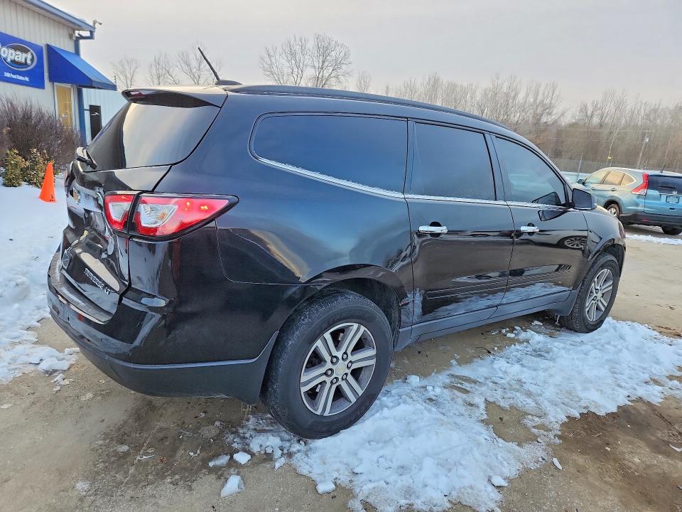 Photo 3 from auction – 2016 CHEVROLET TRAVERSE L with VIN 1GNKRGKD5GJ151354
