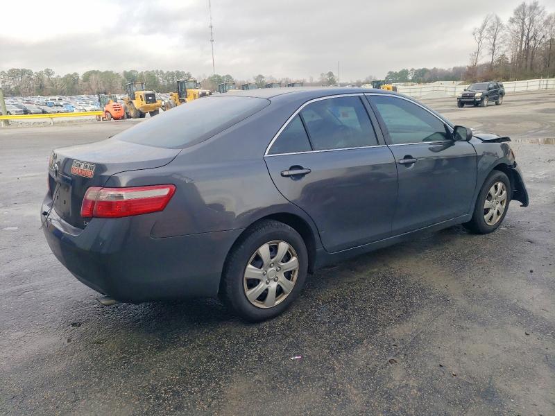 Photo 3 from auction – 2007 TOYOTA CAMRY with VIN 4T1BE46K17U599712
