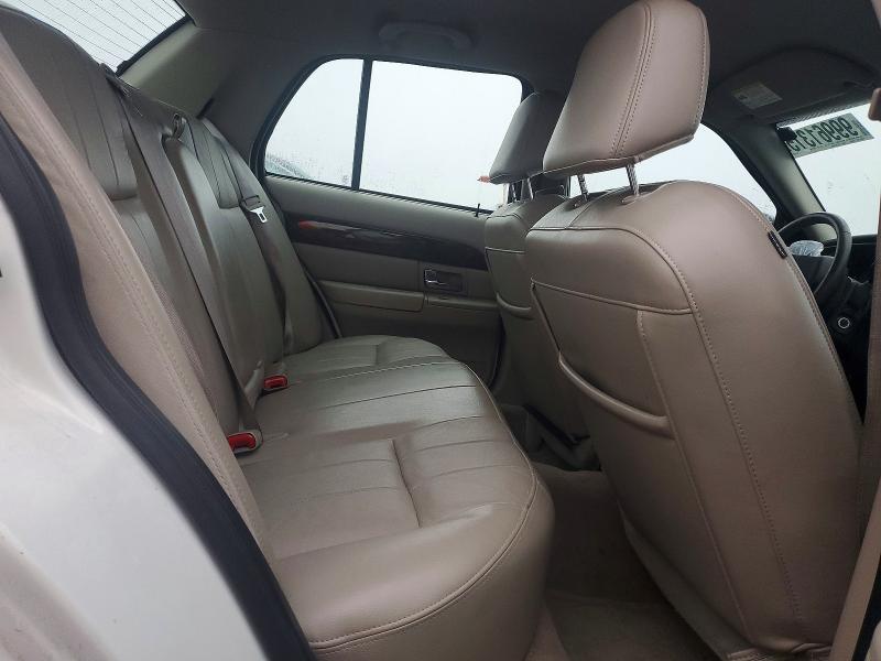 Photo 10 from auction – 2010 MERCURY GRAND MARQ with VIN 2MEBM7FV4AX627729