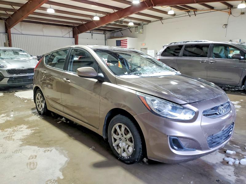 Photo 4 from auction – 2012 HYUNDAI ACCENT GLS with VIN KMHCT5AE0CU044472