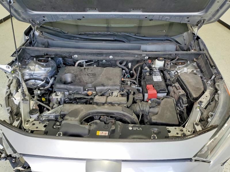 Photo 12 from auction – 2020 TOYOTA RAV4 LE with VIN 2T3F1RFV9LW103660