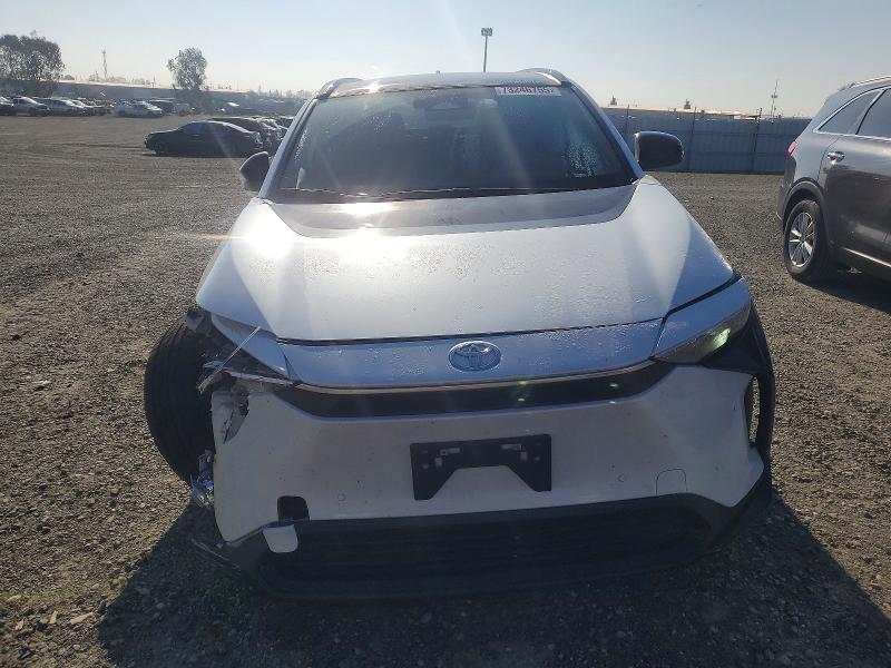 Photo 5 from auction – 2024 TOYOTA BZ4X with VIN JTMAAAAA4RA034089