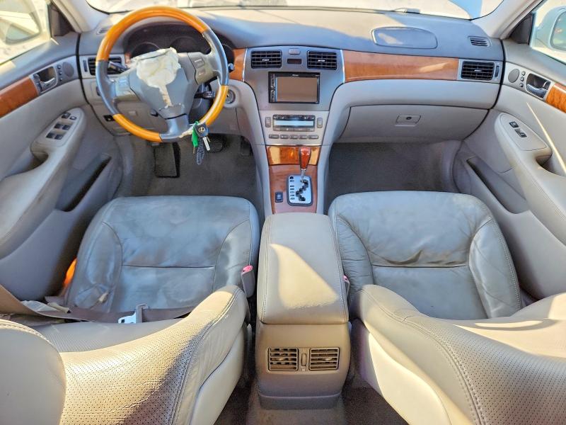 Photo 8 from auction – 2005 LEXUS ES 330 with VIN JTHBA30G255115177