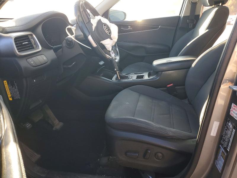 Photo 7 from auction – 2016 KIA SORENTO with VIN 5XYPG4A32GG074342