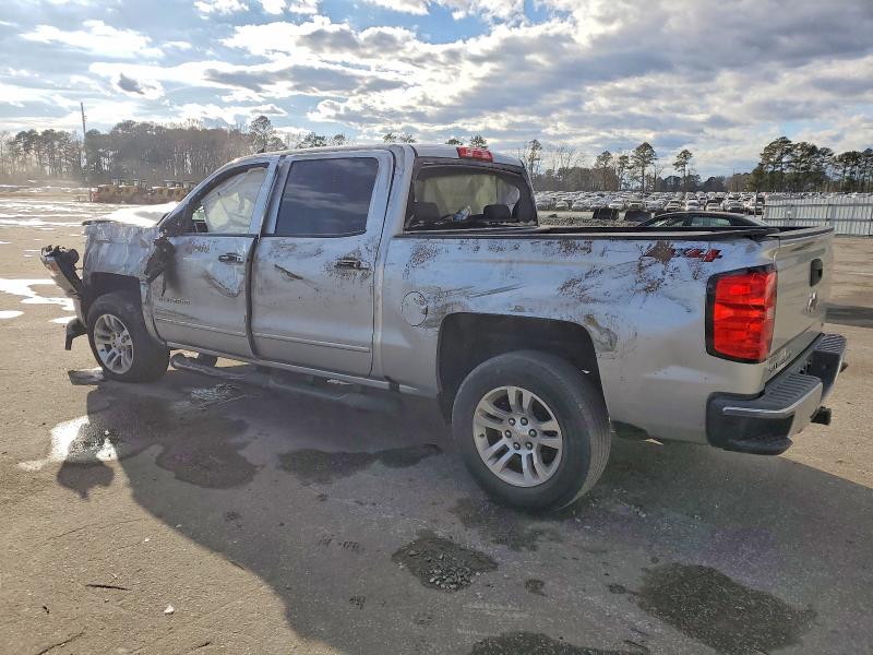 Photo 2 from auction – 2018 CHEVROLET SILVERADO with VIN 3GCUKREC2JG500449