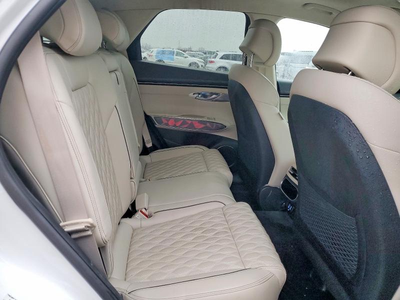 Photo 10 from auction – 2022 GENESIS GV70 BASE with VIN KMUMCDTC5NU041274