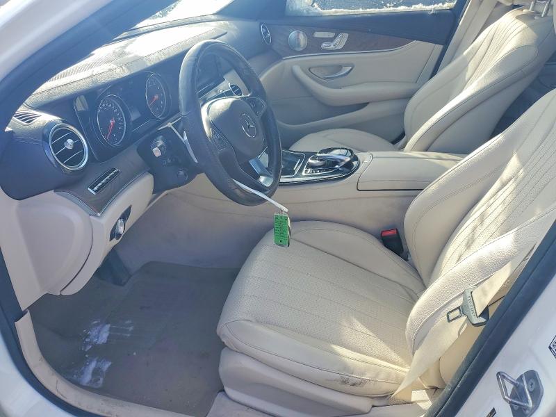 Photo 7 from auction – 2017 MERCEDES-BENZ E 300 4MAT with VIN WDDZF4KB1HA181844