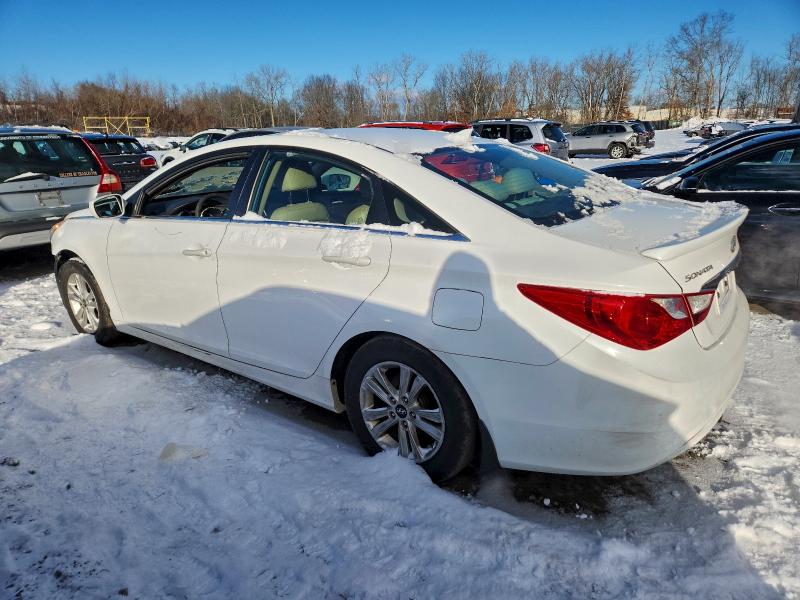 Photo 2 from auction – 2013 HYUNDAI SONATA GLS with VIN 5NPEB4AC1DH564264