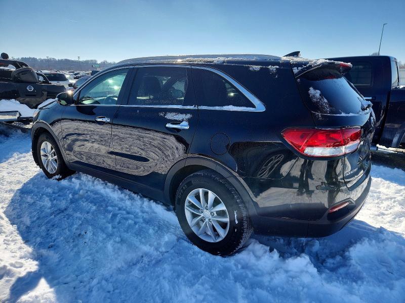 Photo 2 from auction – 2017 KIA SORENTO with VIN 5XYPG4A30HG281281