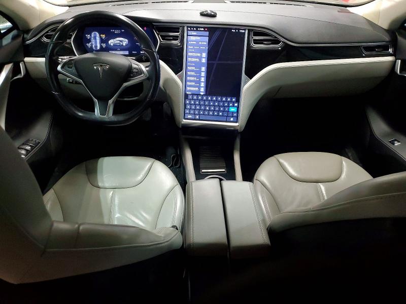Photo 8 from auction – 2015 TESLA MODEL S 85 with VIN 5YJSA1H27FFP77495