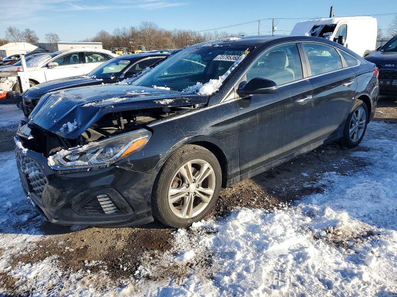 HYUNDAI SONATA LIM 2019 with VIN 5NPE34AF1KH796819 - Photo from auction