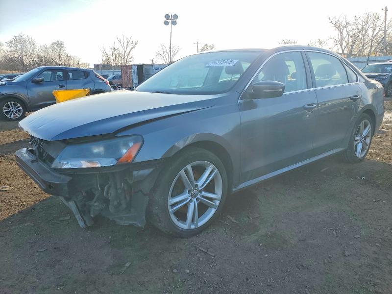 VOLKSWAGEN PASSAT SE 2014 with VIN 1VWBT7A33EC050573 - Photo from auction
