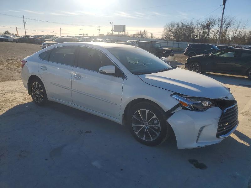 Photo 4 from auction – 2017 TOYOTA AVALON XLE with VIN 4T1BK1EBXHU253622