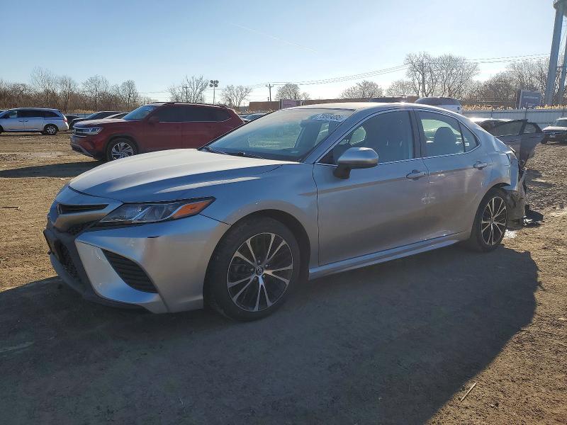Photo 1 from auction – 2020 TOYOTA CAMRY with VIN 4T1G11AK2LU935188