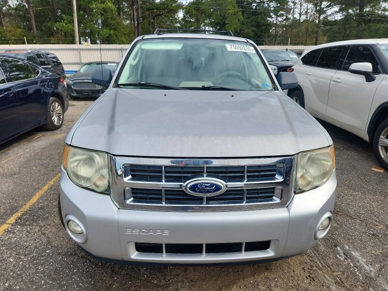 Photo 5 from auction – 2010 FORD ESCAPE XLT with VIN 1FMCU0DG6AKC30684