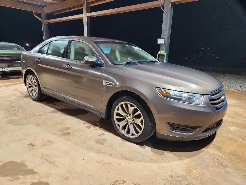 Photo 4 from auction – 2015 FORD TAURUS LIM with VIN 1FAHP2F86FG134251