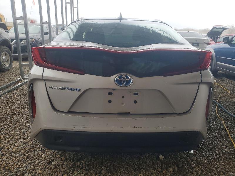 Photo 6 from auction – 2018 TOYOTA PRIUS PRIM with VIN JTDKARFP0J3089261