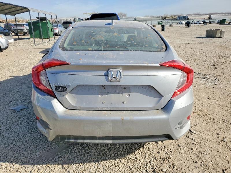 Photo 6 from auction – 2018 HONDA CIVIC with VIN 2HGFC2F77JH605021