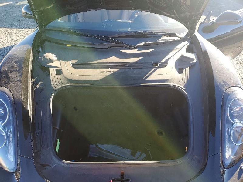 Photo 11 from auction – 2016 PORSCHE BOXSTER with VIN WP0CA2A81GS120656