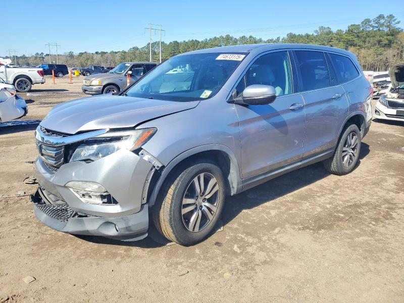 HONDA PILOT 2017 with VIN 5FNYF5H52HB008337 - Photo from auction