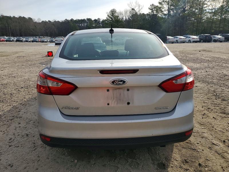 Photo 6 from auction – 2013 FORD FOCUS S with VIN 1FADP3E22DL299574