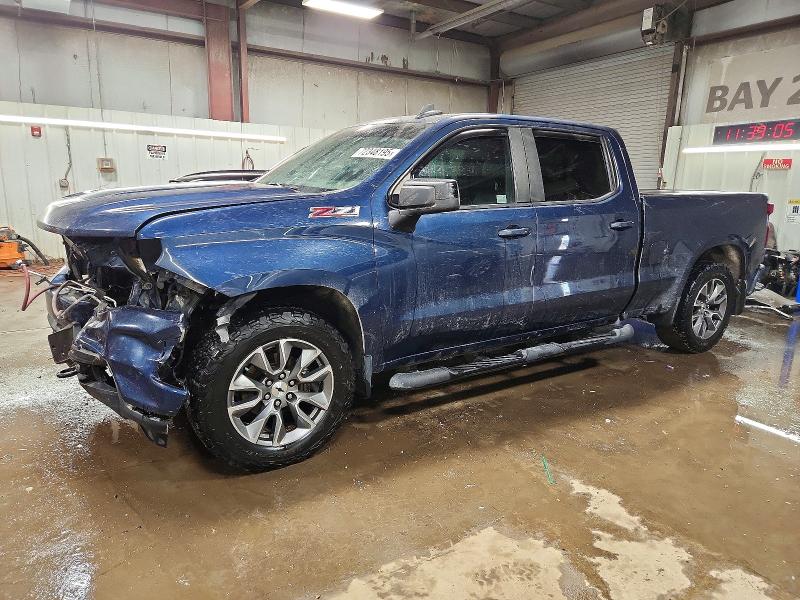 CHEVROLET SILVERADO 2021 with VIN 1GCUYEED8MZ333003 - Photo from auction