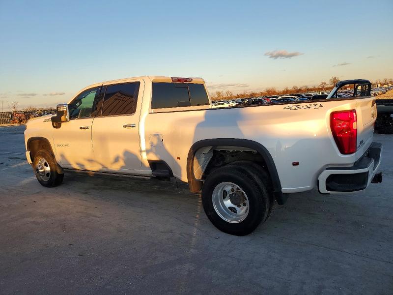 Photo 2 from auction – 2022 CHEVROLET SILVERADO with VIN 1GC4YVEY7NF347559