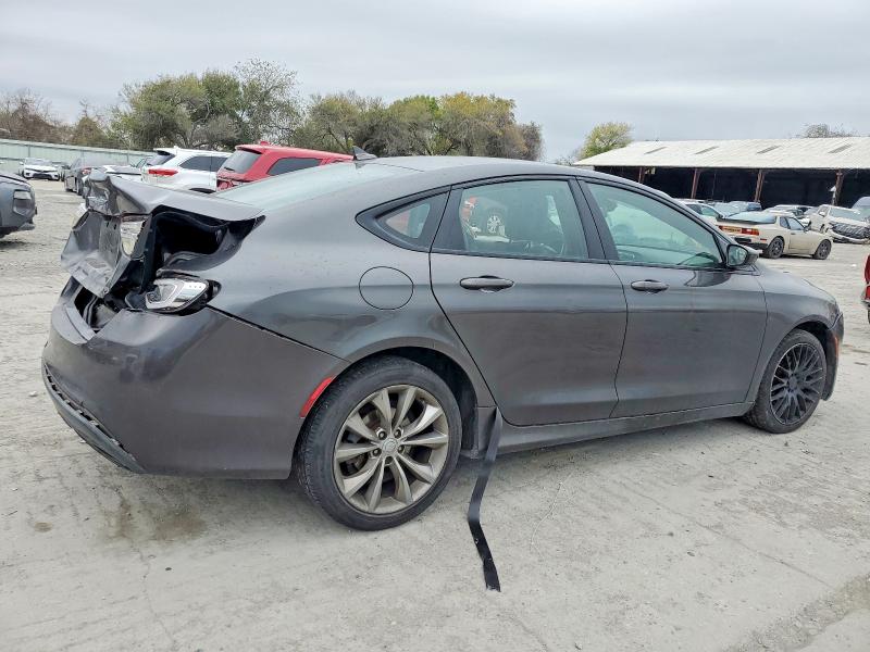 Photo 3 from auction – 2015 CHRYSLER 200 with VIN 1C3CCCBBXFN566218