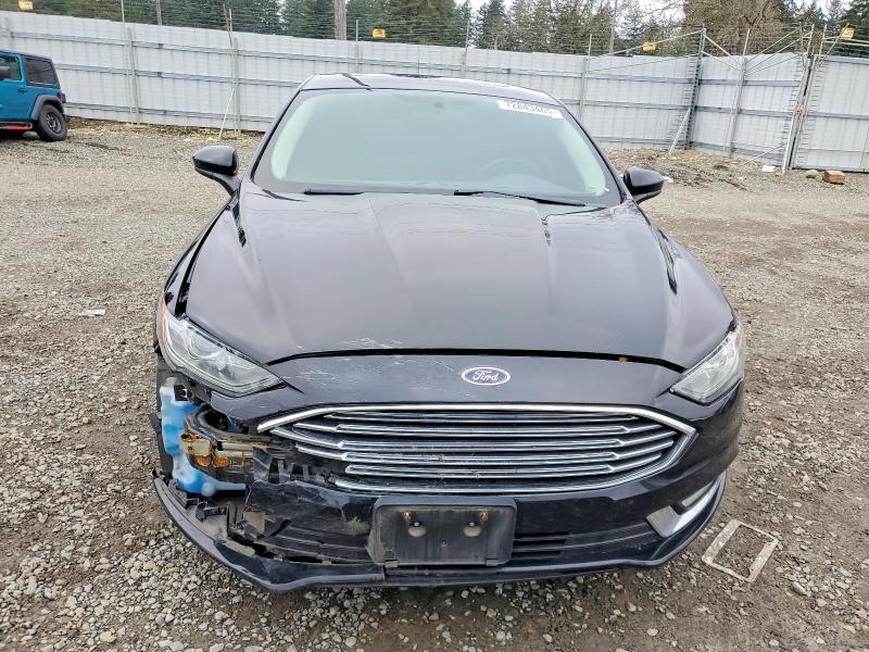 Photo 5 from auction – 2017 FORD FUSION with VIN 3FA6P0LU2HR285869