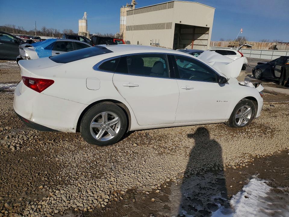 Photo 3 from auction – 2023 CHEVROLET MALIBU LS with VIN 1G1ZB5ST0PF204741