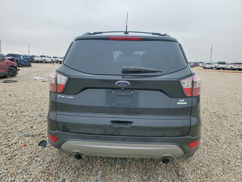 Photo 6 from auction – 2018 FORD ESCAPE with VIN 1FMCU0GD2JUD57843