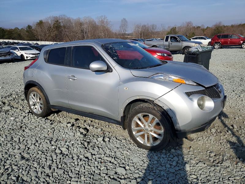 Foto 4 de la subasta – 2014 NISSAN JUKE S con VIN JN8AF5MV2ET357082