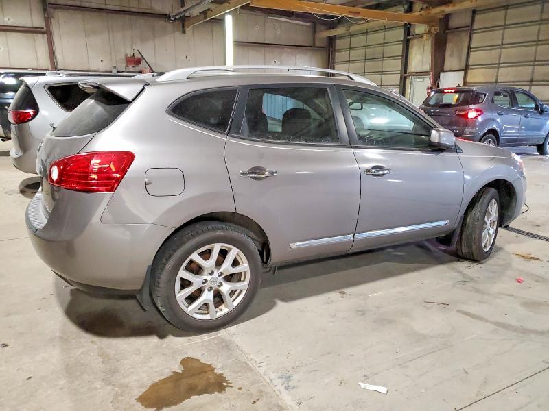 Photo 3 from auction – 2011 NISSAN ROGUE S with VIN JN8AS5MV4BW682497