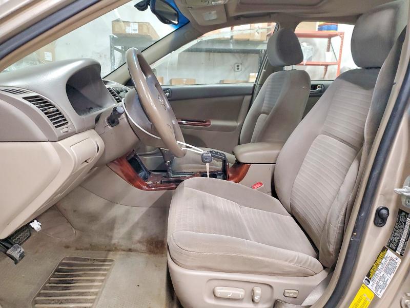 Photo 7 from auction – 2005 TOYOTA CAMRY LE with VIN 4T1BE30K65U402050