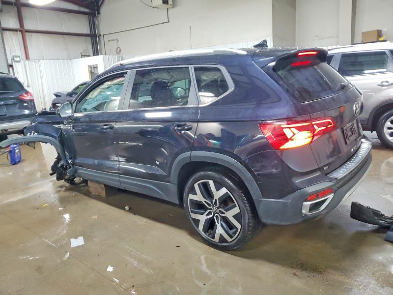 Снимка 2 от търг – 2022 VOLKSWAGEN TAOS с VIN 3VV2X7B24NM048795