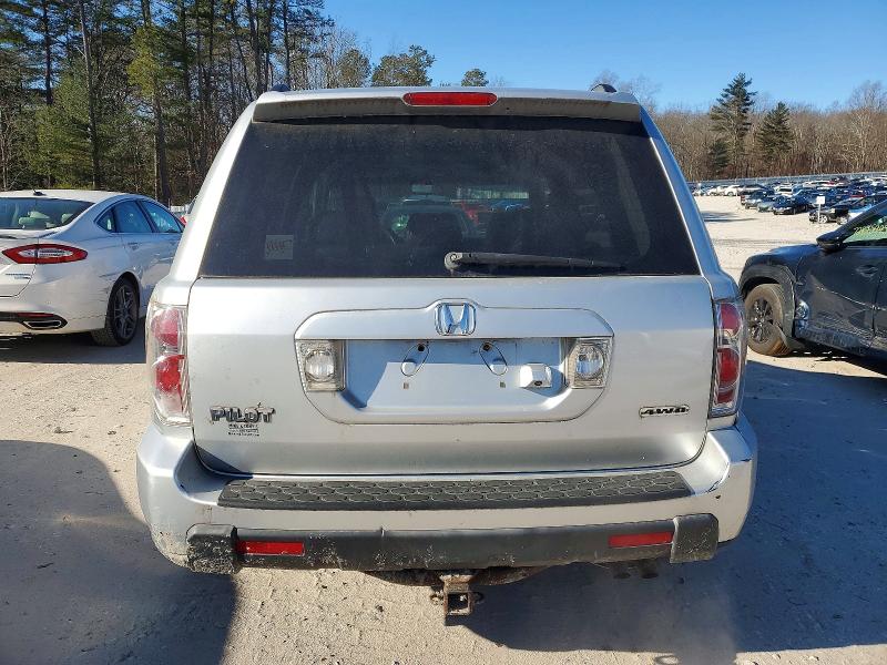 Photo 6 from auction – 2006 HONDA PILOT EX with VIN 2HKYF18756H515287