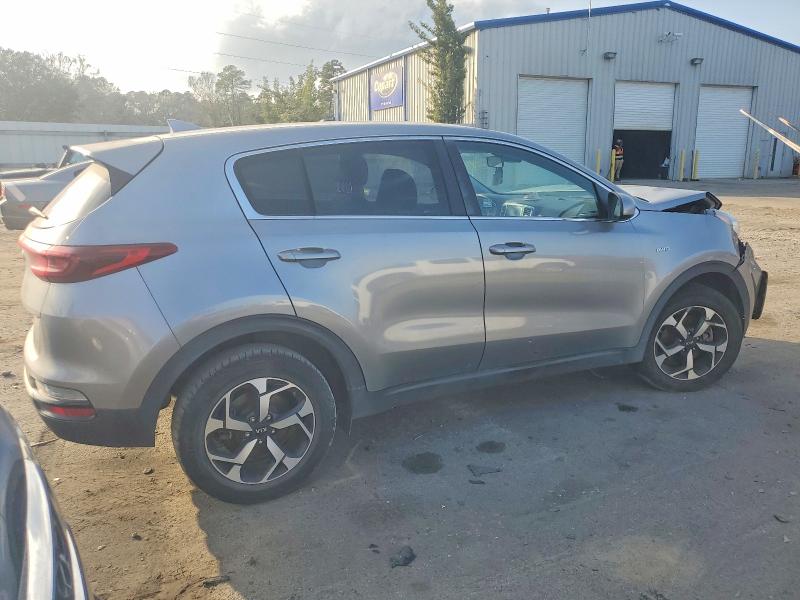 Photo 3 from auction – 2021 KIA SPORTAGE L with VIN KNDPMCAC6M7928261
