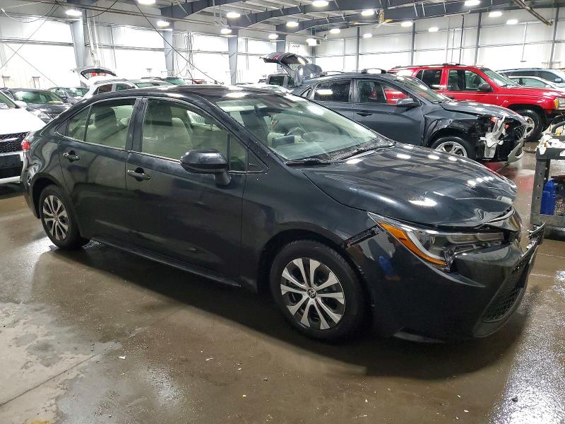 Photo 4 from auction – 2022 TOYOTA COROLLA LE with VIN JTDEAMDE1NJ050729