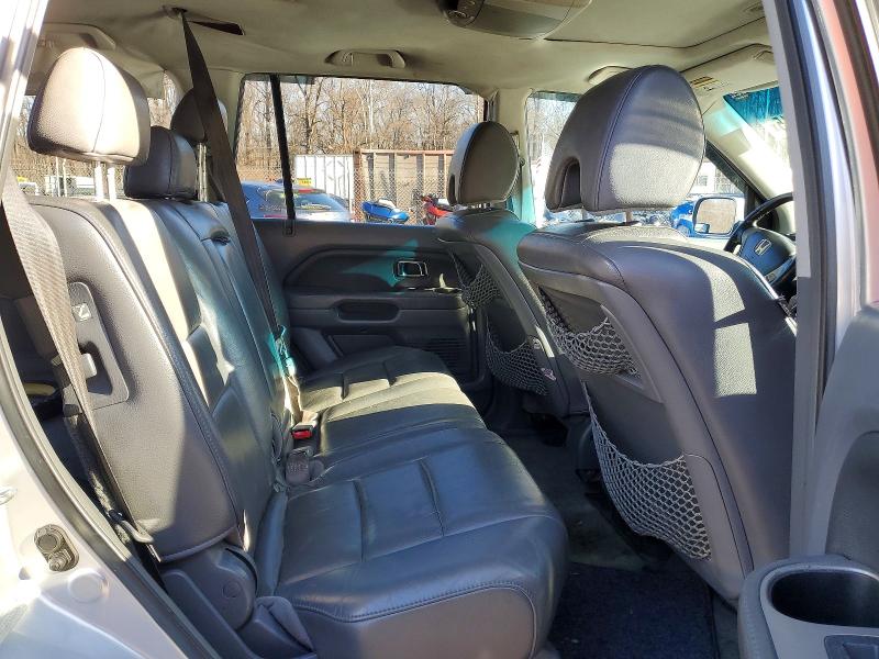 Фото 11 с аукциона – 2006 HONDA PILOT EX с VIN 5FNYF18586B003486