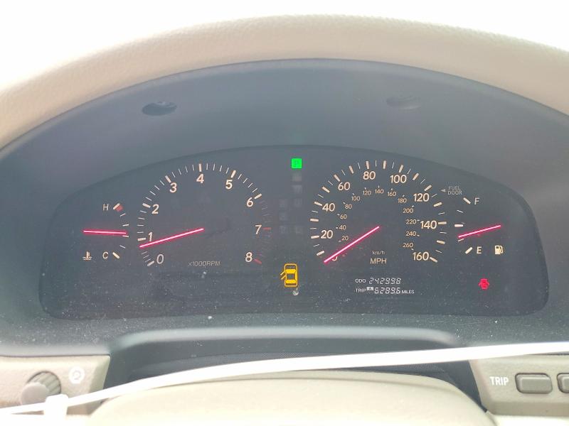 Photo 9 from auction – 2001 LEXUS LS 430 with VIN JTHBN30F310047605