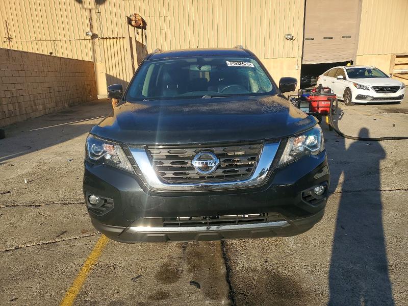 Photo 5 from auction – 2017 NISSAN PATHFINDER with VIN 5N1DR2MMXHC904024