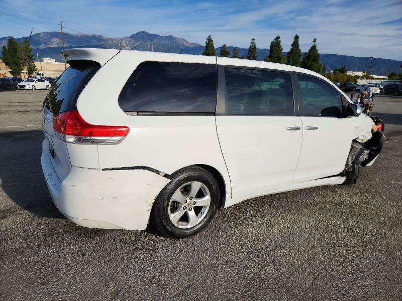 Photo 3 from auction – 2012 TOYOTA SIENNA with VIN 5TDZK3DC2CS207160
