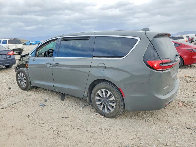 Photo 2 from auction – 2022 CHRYSLER PACIFICA H with VIN 2C4RC1L77NR129864
