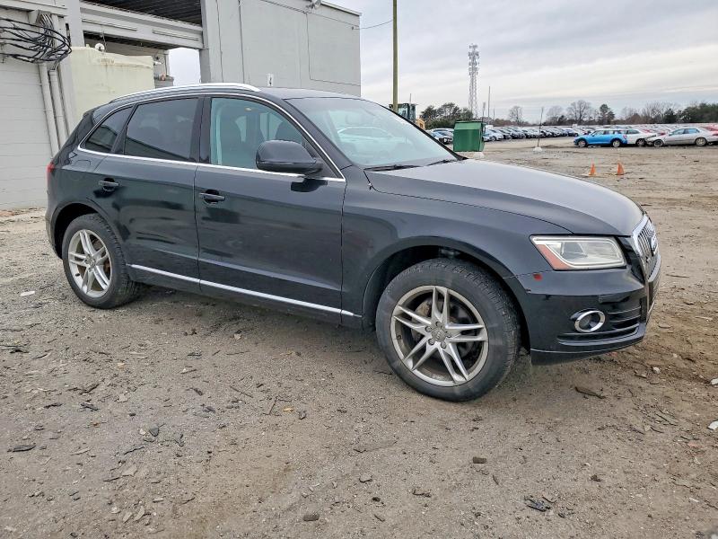 Photo 4 from auction – 2014 AUDI Q5 PREMIUM with VIN WA1LFAFP1EA063335